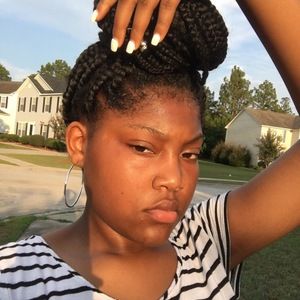 Meet your Posher, Jakari